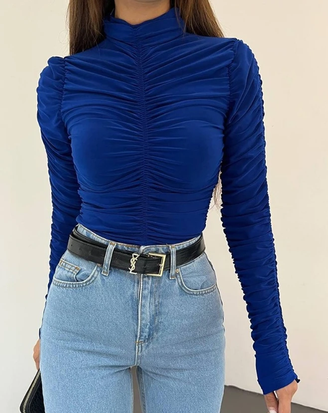 Рисунок 5 - Женский топ с высоким воротником