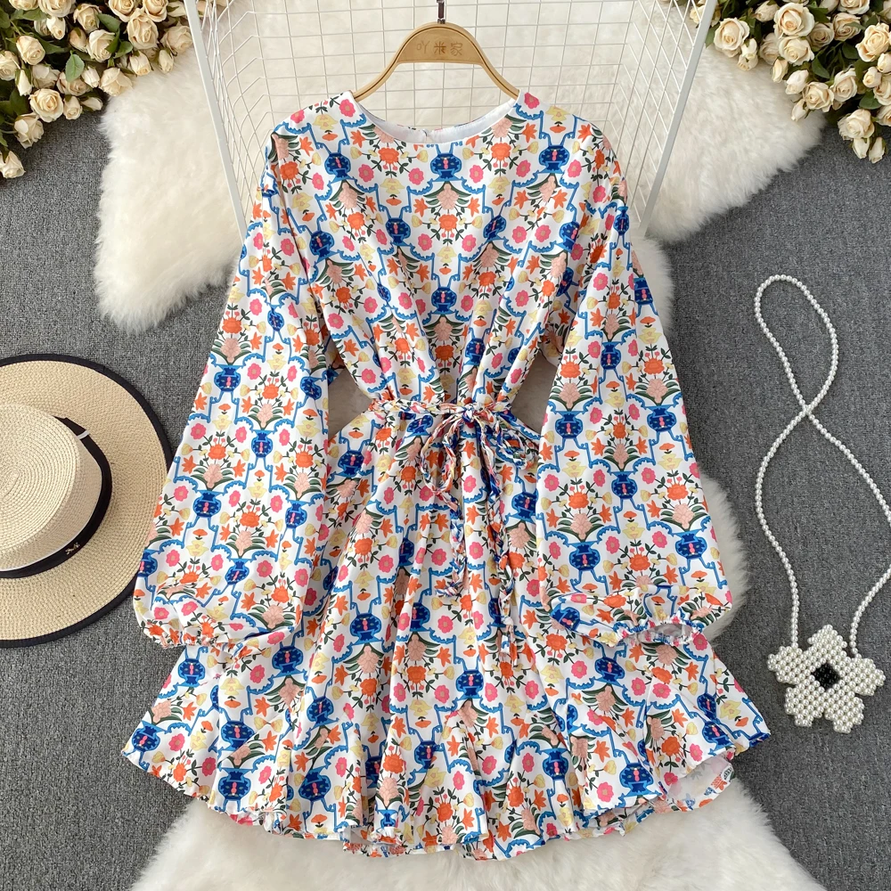 

Spring Gentle Wind Super Fairy Small People Thin Floral Long-sleeved Waist A-line Dress