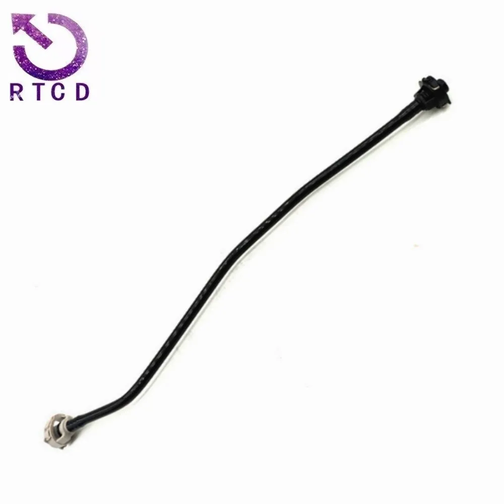 

Шланг радиатора для резервуара для воды 8K0121081BF для A4 A5 S5 8K2 8KH B8 8K5 8F7 8TA