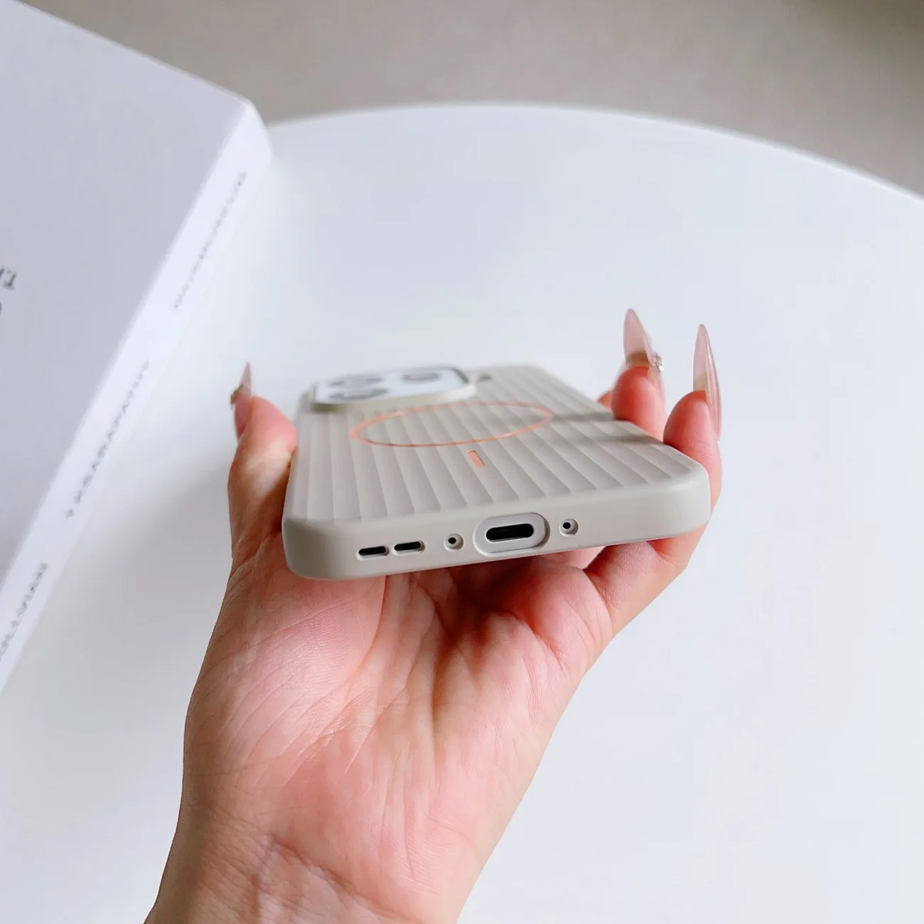 Shockproof Magnetic Wireless Charging Phone Case with Magsafe Compatibility