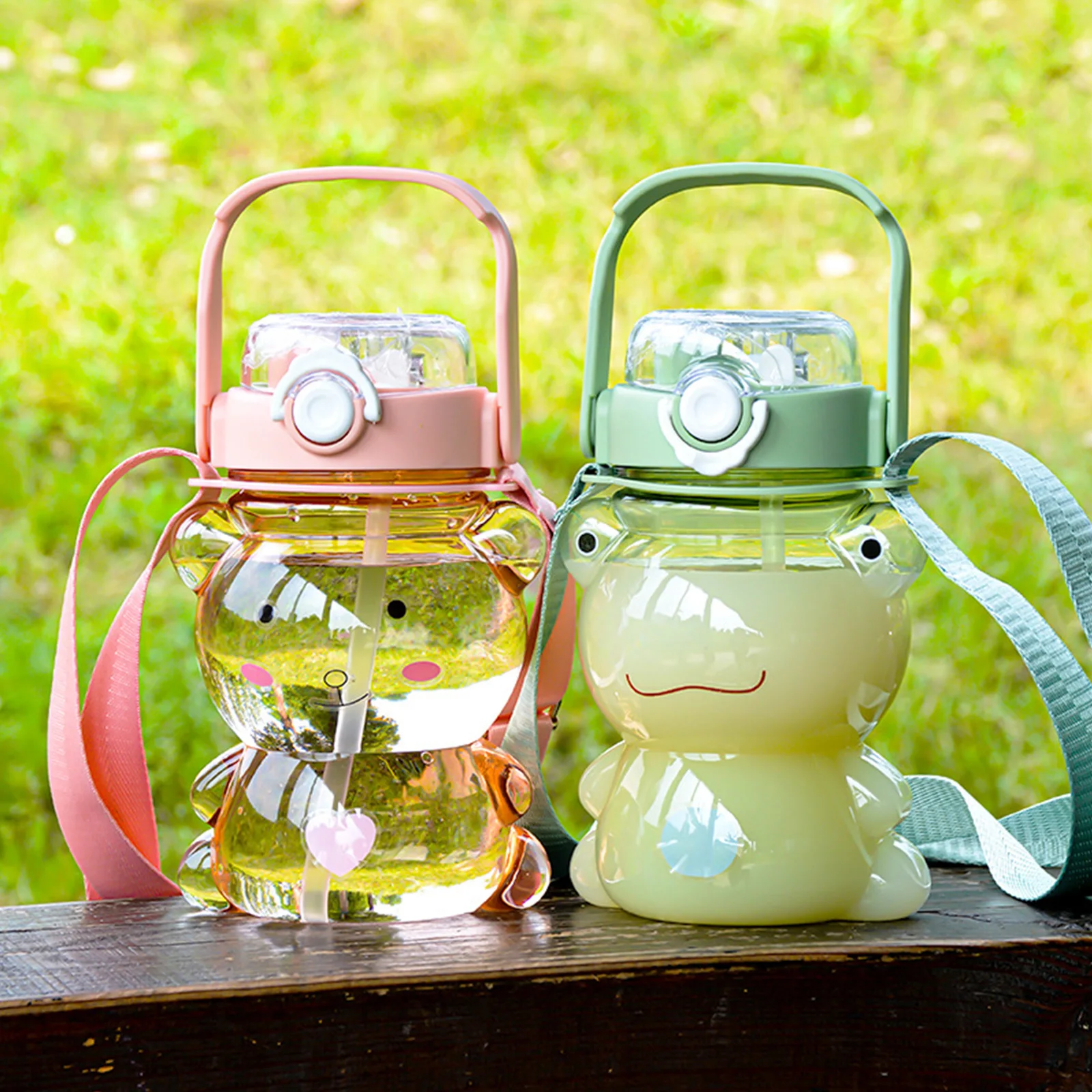 Water Bottle Cute Frog Straw Water Bottle Sport School Office Gym Lid Bottles for Girls Kids Kettle 850ml Large Capacity