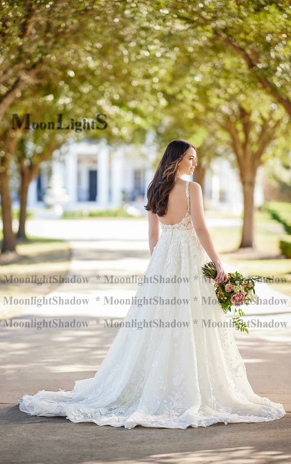 Moonlight Fancy Backless Wedding Dresses for Women Sleeveless Court Train Lace Appliques Vestidos De Novia for Brides Customized 2