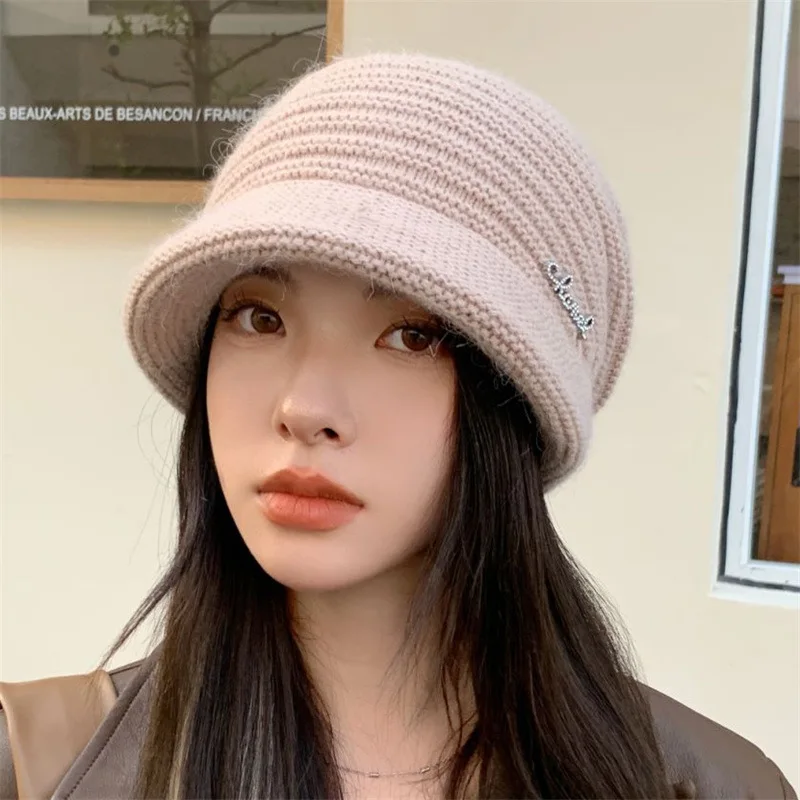 Winter new hat for women, autumn and winter Western style knitted hat, double-layer thick cold proof toe cap 2