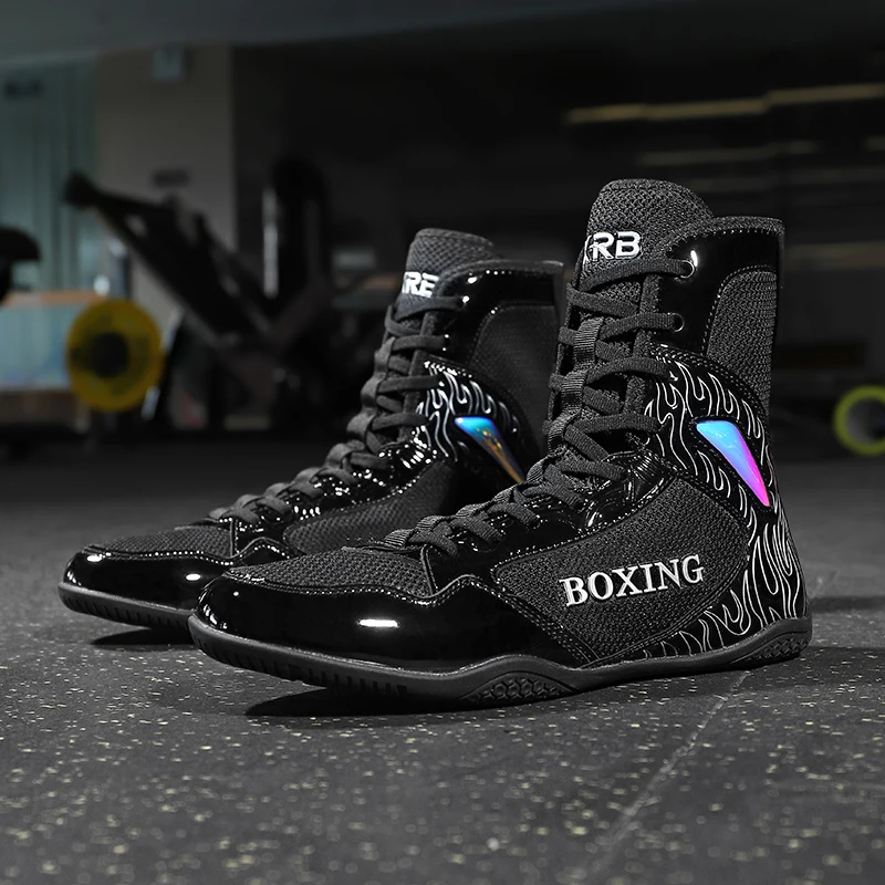 Durable high top boxing and fighting shoes for Kickboxing Muay Thai Ideal for indoor training and professional competitions