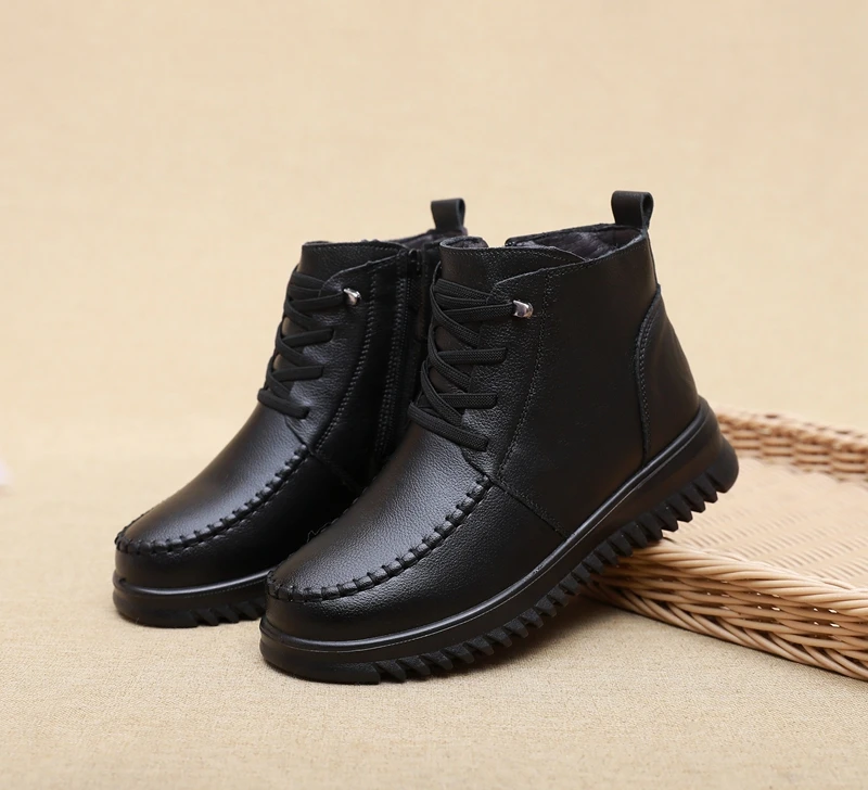 High Quality Genuine Leather Waterproof Snow Boots Female Winter Plush Warm Shoes Women Ankle Boots Mother Non-slip Booties