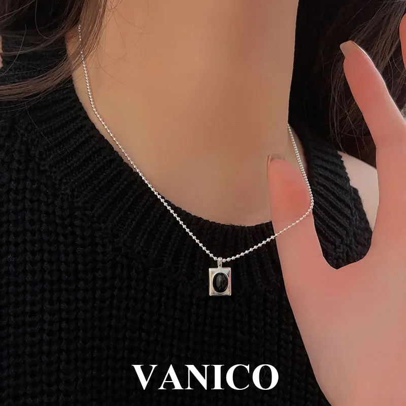 

Black Onyx Pendant Necklace 925 Sterling Silver Simple Delicate Oval Agate And Rectangle Shape Charm Choker Necklaces for Women