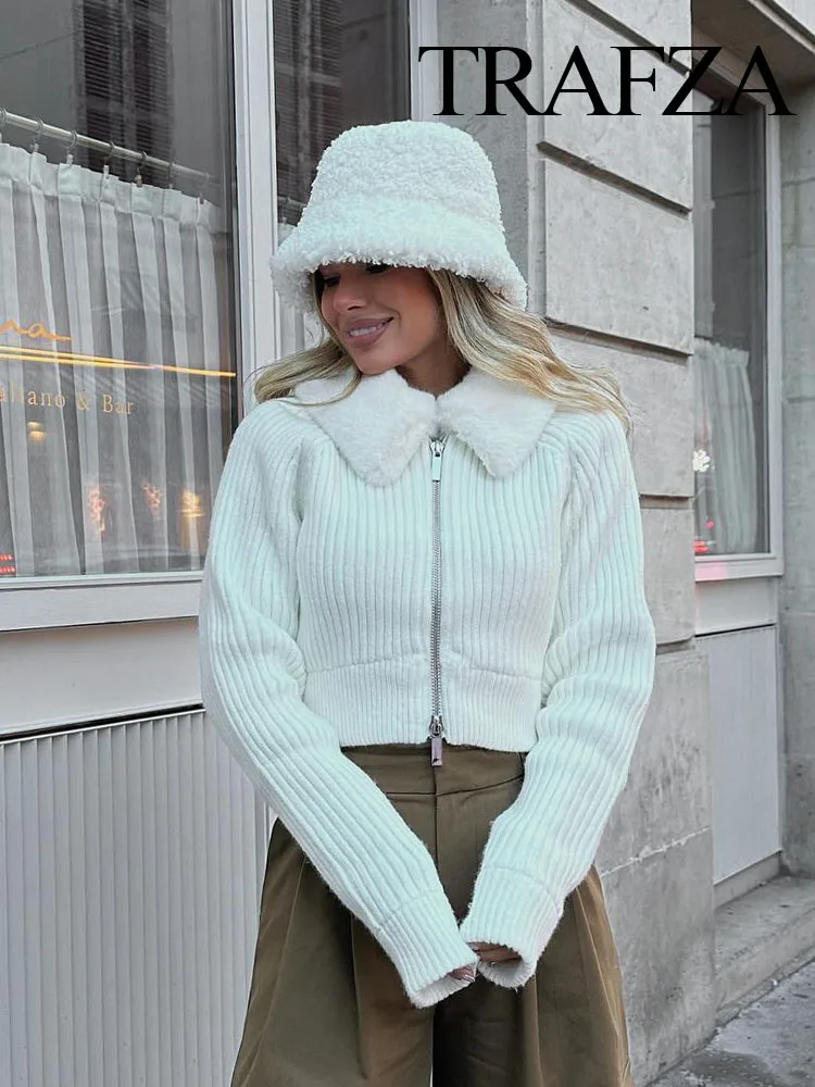 

TRAFZA Women Chic Casual Warm White Artificial Fur Lapels Jacket Coat Vintage Female Long Sleeve Zipper Outerwear Fashion Tops