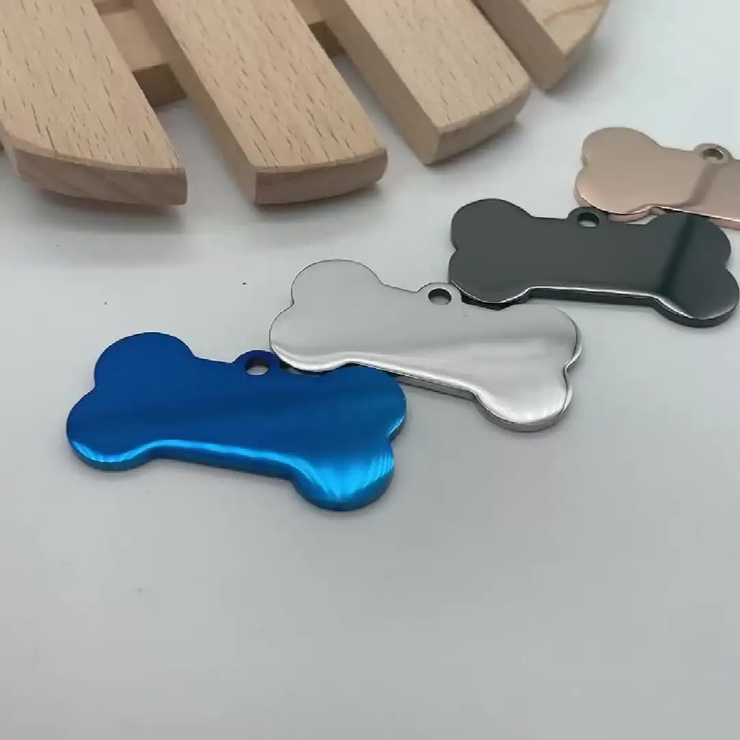 ティファニー ドッグ ボーン 犬 骨 ペット IDタグ キーホルダー シルバー ティファニー ドッグ ボーン 犬 骨 ペット IDタグ キーホルダー