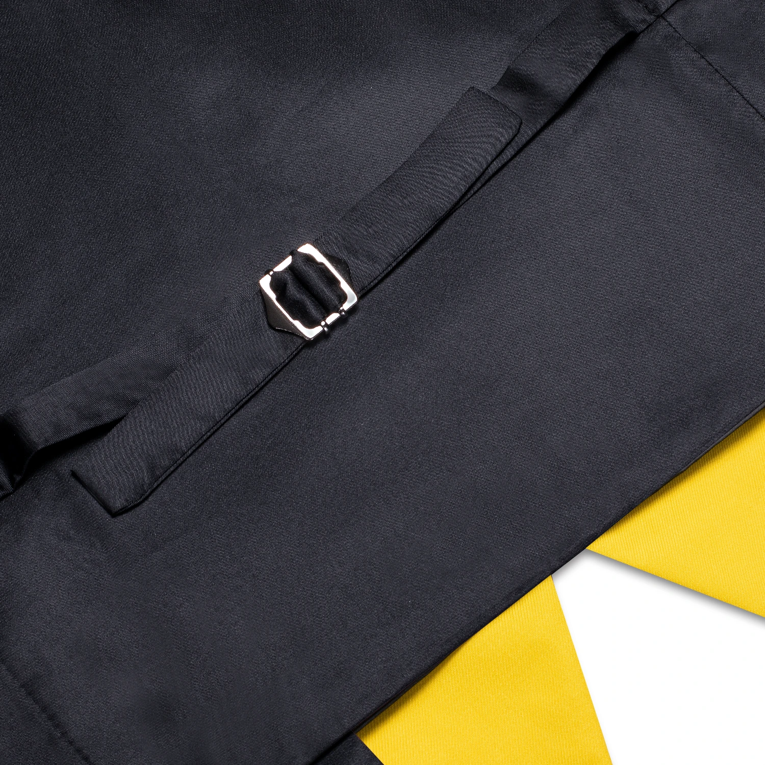 New Light Yellow Men Vest Wedding Solid Silk Waistcoat Neck Tie Hanky Cufflinks Set for Male Suit Business Party Designer Gifts 4