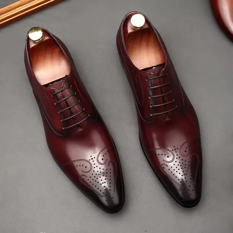 Bullock men's shoes, lace ups, carved leather. Formal wedding, dress code. Size 46