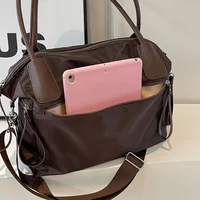 18377-3b765c.jpg Large Capacity Commuter Handbag
