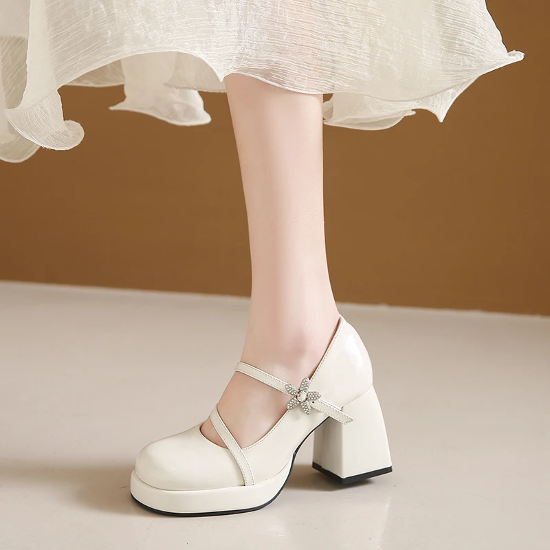 

Одна линия на высоком каблуке, Женская универсальная водонепроницаемая обувь на платформе с квадратным носком для весны и осени 2024