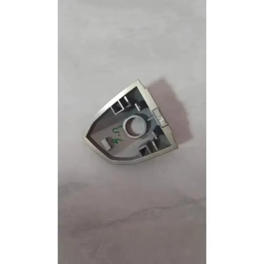 C00049387 Copri serratura maniglia anteriore sinistra Copri maniglia porta conducente principale per MAXUS T60 T70 T90 D90 - immagine 3