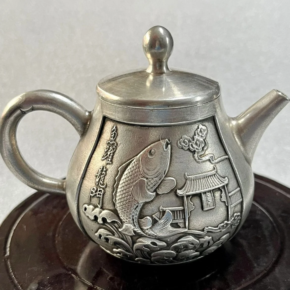 

Copper teapot silver plated carp leap dragon gate wine teapot tea pot craftsmanship teapot imitation annual production