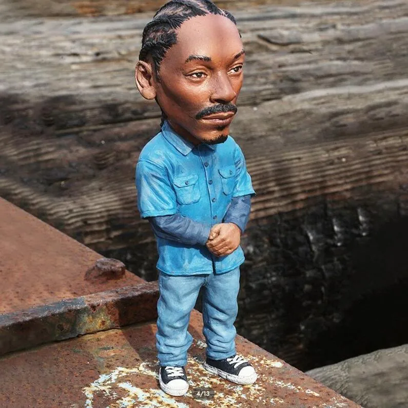 Rapper Star Statue Sculpture Hip Hop Doll Rapper Resin Sculpture Figure