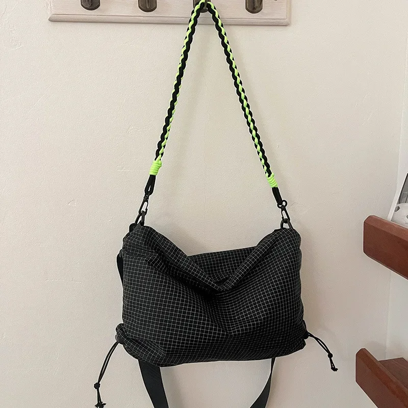 Elegant Women's Large-Capacity Plaid Tote Bag
