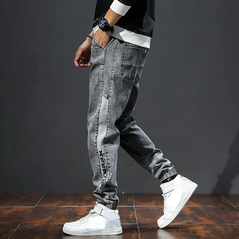 thumbnail image 1 of Pantalones vaqueros para hombre con estampado, pantalones cargo, pantalones vaqueros recortados de talla grande para hombre, empalmados, moda 2024, ropa de calle Y2k, primavera y otoño, suaves, 1 of 5