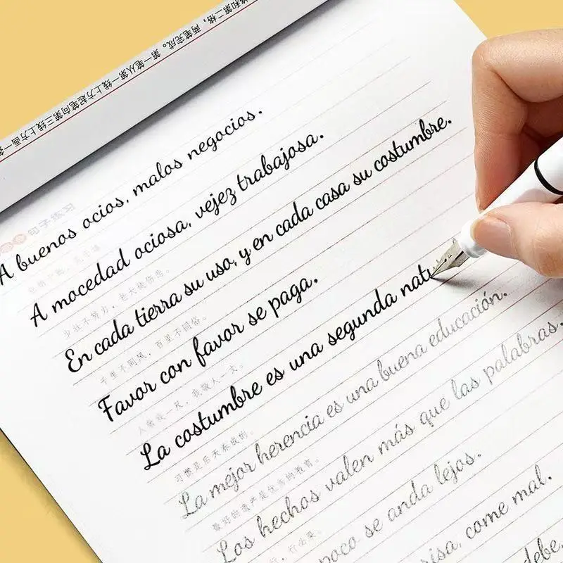 Learning Spanish/Chinese Books Calligraphy Copybook Standard Spanish  Handwriting Copybook Practice Writing Art Libros 2