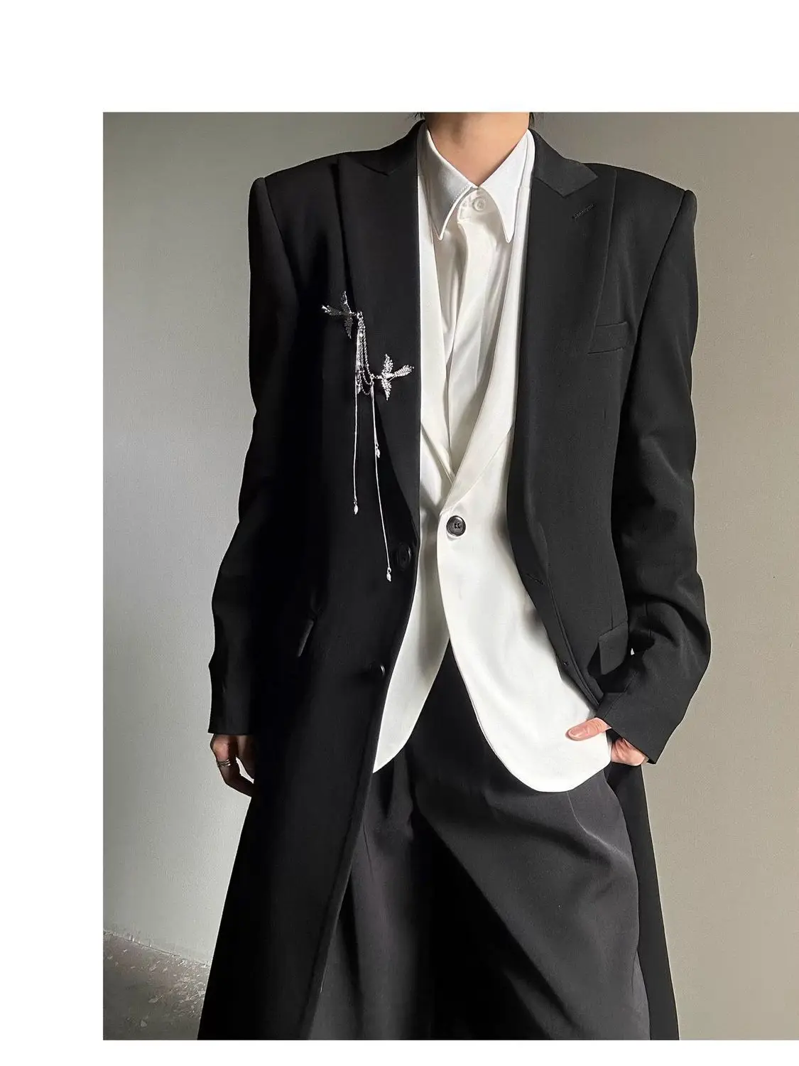 Trench Coat Elegant Mens Silk Overfit Summer Reflective Printed Parents Cosplay Coats Chinese Epaulets White Vacation Fishing BF - 2