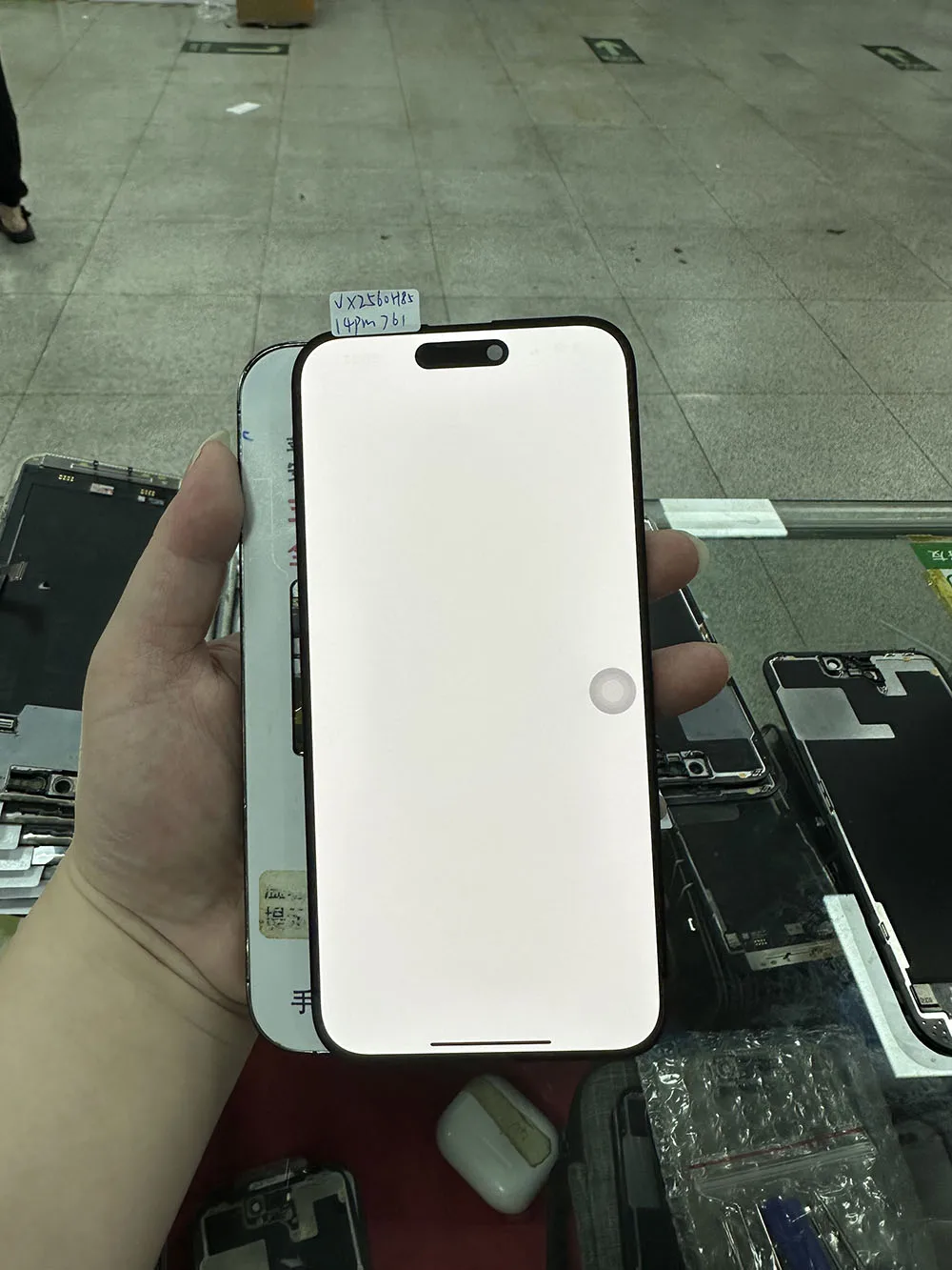 高品質欠陥 iPhone 14 Pro Max LCD ディスプレイ画面の交換 iPhone