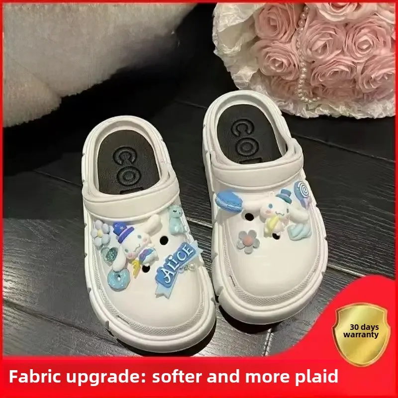 105 hole shoes Jade dog-White