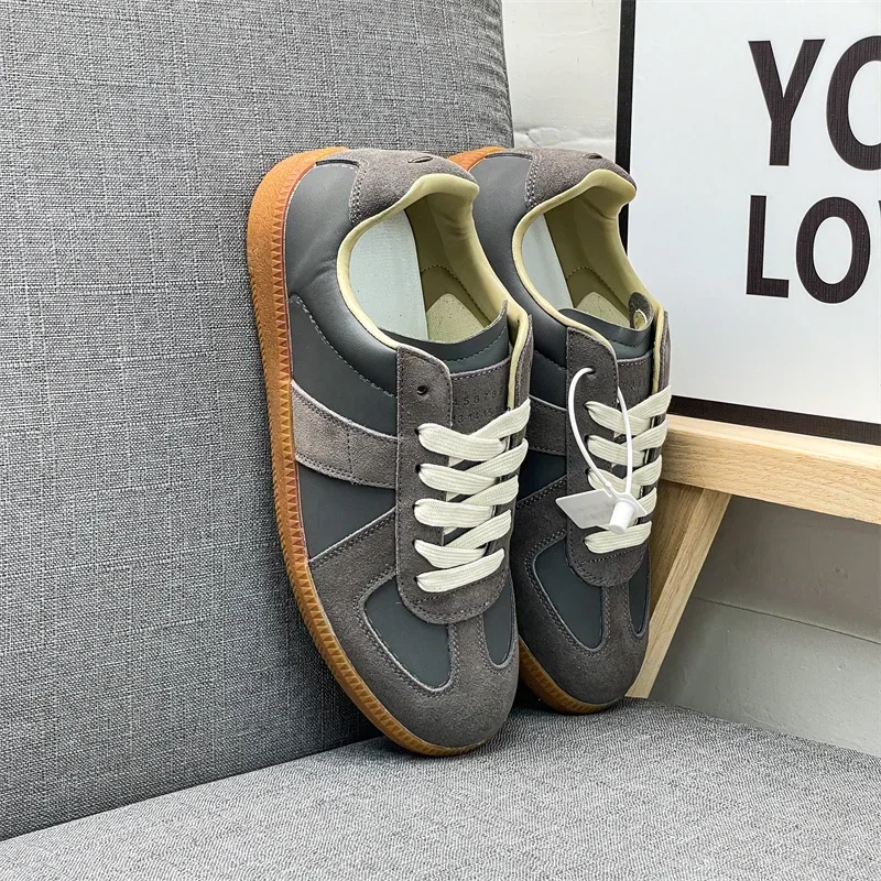 Luxury Couple Versatile Trendy Sports and Casual Flat Shoes Lightweight and Simple