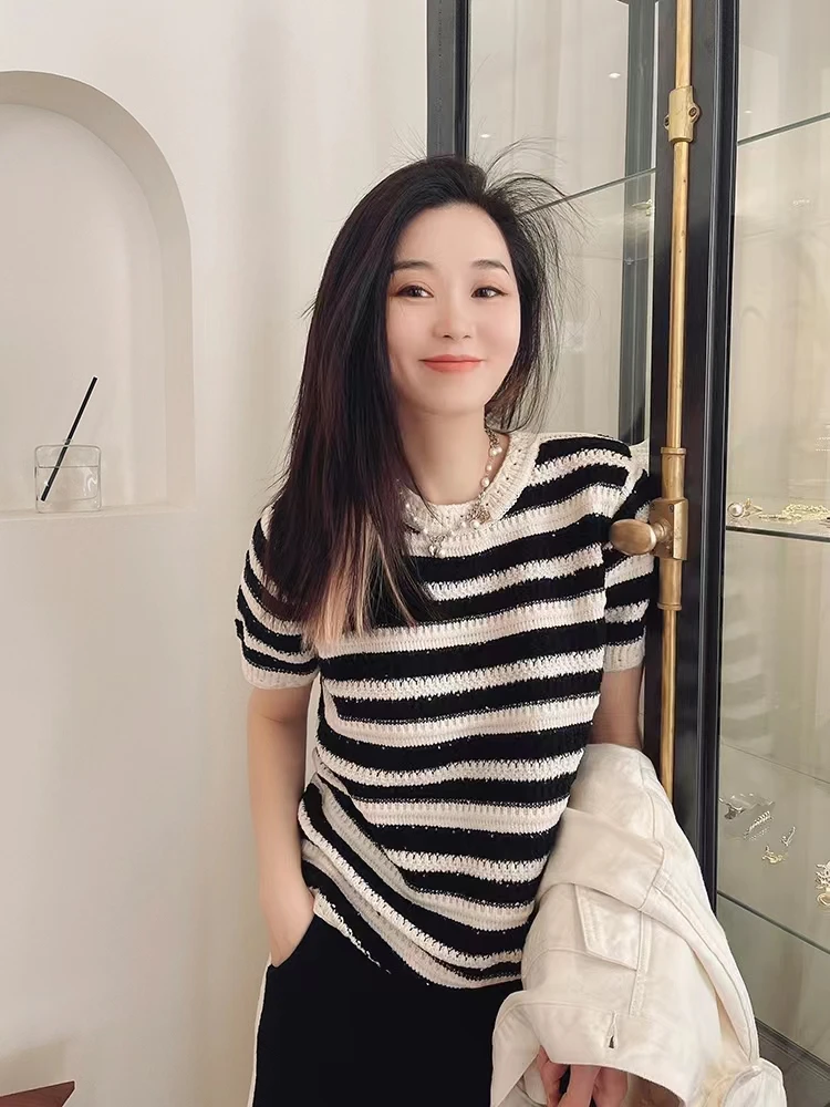 

Foreign style black white striped short-sleeved knitted shirt ice silk T-shirt women's summer loose age-reducing half-sleeve top