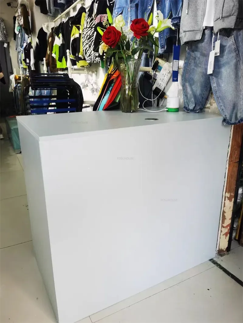 Description Picture 3 of itemNordic Company Reception Desks French Clothing Shop Bar Table Modern Beauty Salon Reception Counter Small Barber Shop Front Desk