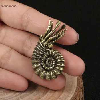 Simulazione Nautilus Figurine Miniature Ottone Animale marino Piccola statua Tè Pet Ornamento da scrivania Decorazioni per la casa Accessori Giocattolo