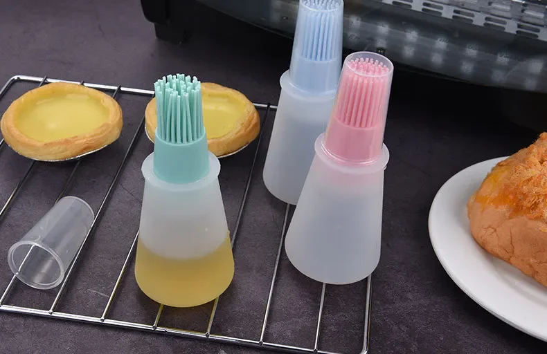 Barbecue Oil Brush Oil Dispenser High Temperature Resistant Silicone Seasoning Bottle Kitchen Baking Gadgets