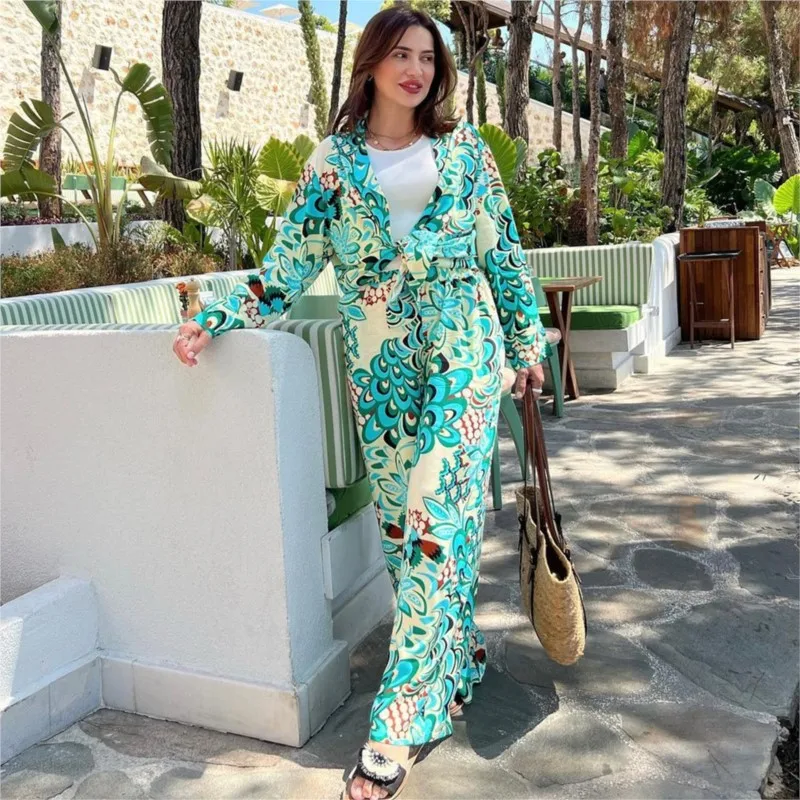 

Комплект из 2 предметов, осенняя новинка, Модный женский комплект, рубашка с длинным рукавом и принтом, брюки с высокой талией и широкими штанинами, костюм, спортивный костюм