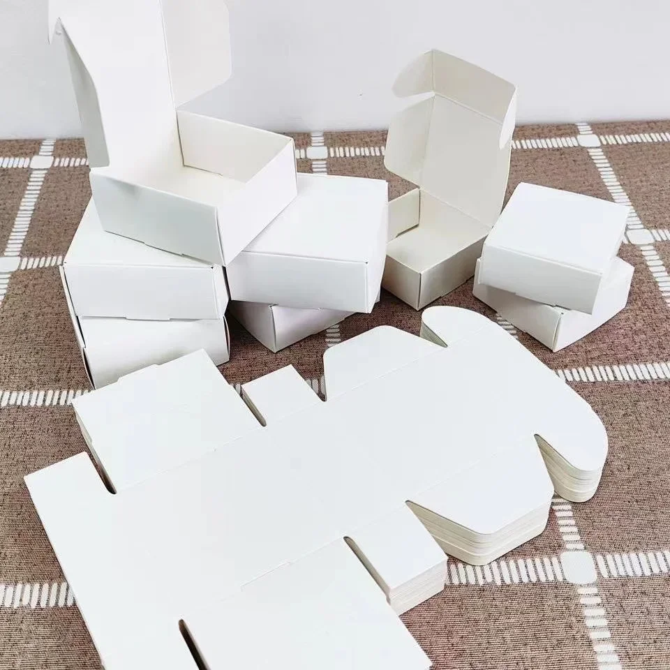 50Pcs/set Cardboard Mini Box DIY Kraft Paper Box Soap Box Jewelry Packing  Gift Box 5.5cmx5.5cmx2.5cm