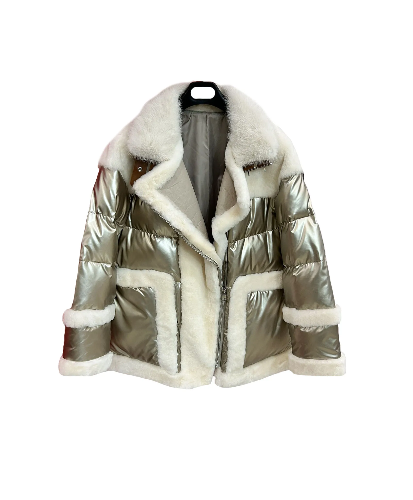 

Down jacket lapel short loose version collision splicing lamb wool design warm and comfortable 2023 winter new 1222