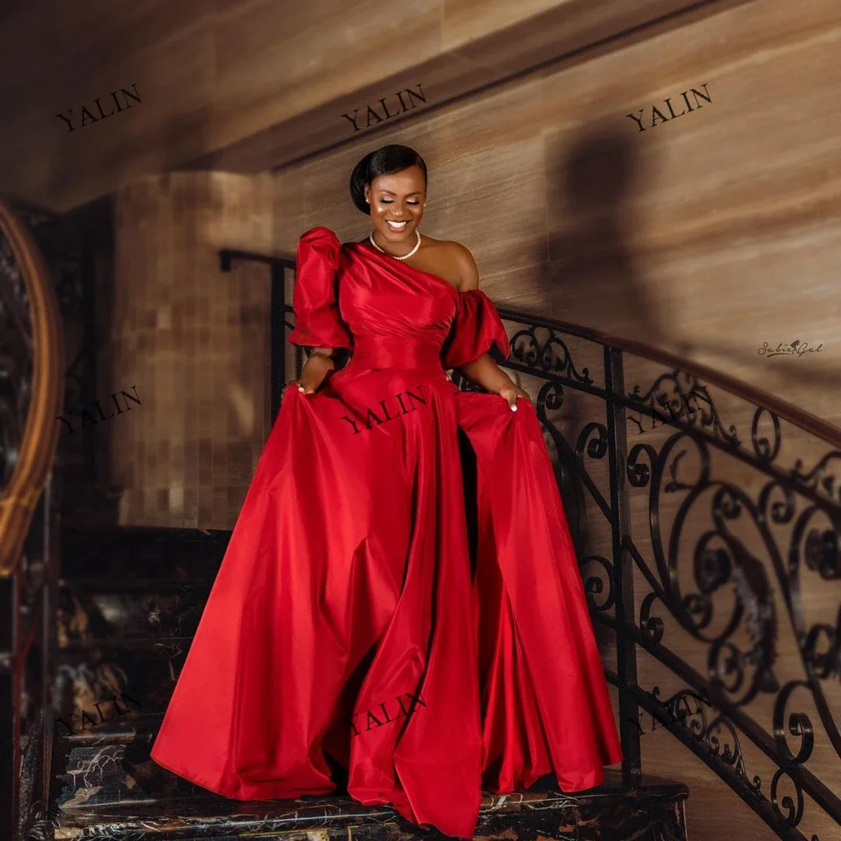 

YALIN Simple Strapless Puff Sleeve Homecoming Dresses Sweep Train High Slit Aso Ebi Prom A-Line Wedding Guest Gowns