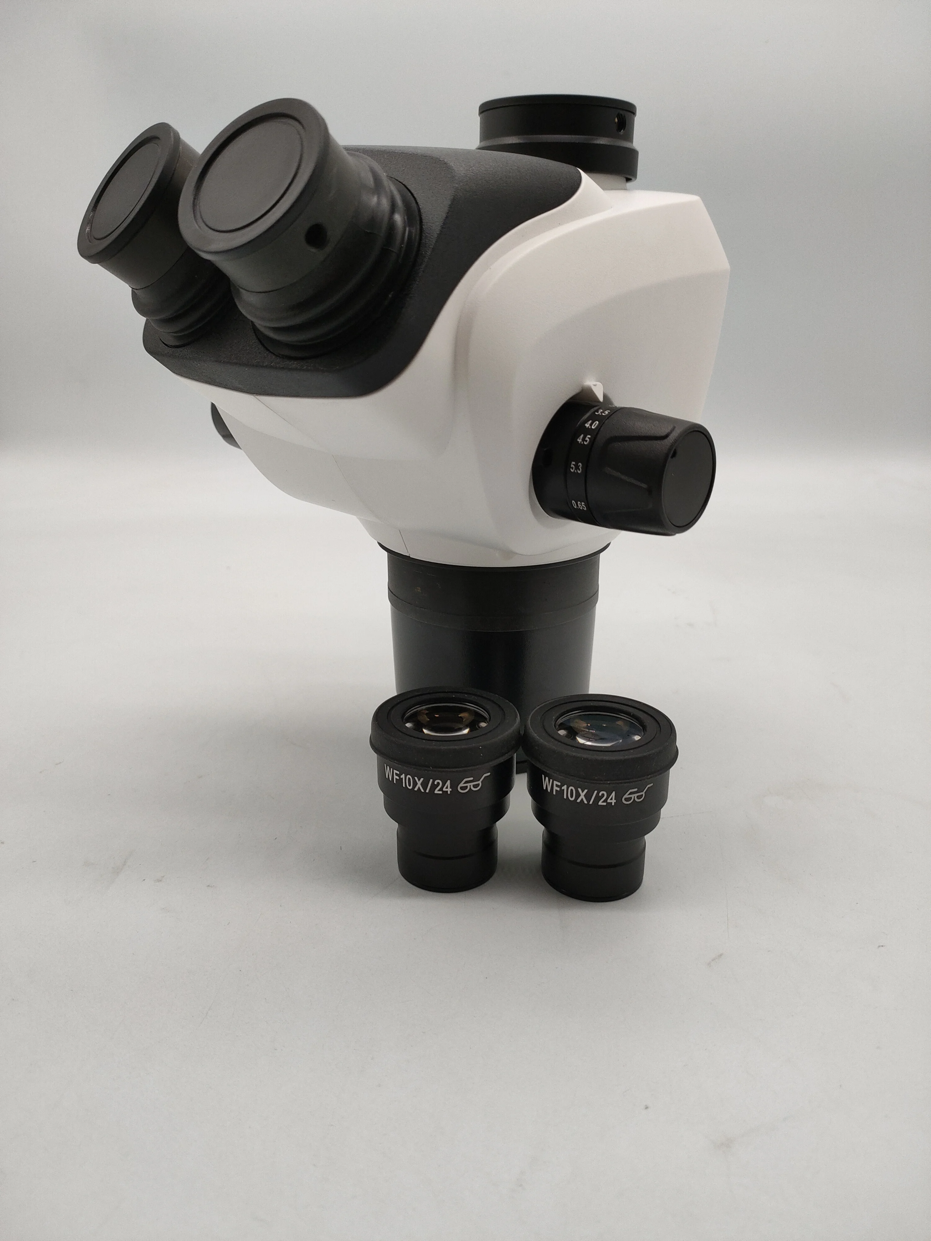 Scientific SMZ810 6.5x 53x Simul Focal Trinocular Zoom stereo