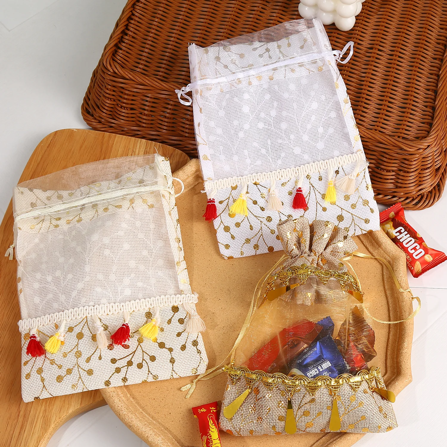 20pcs/lot New Product 16*22cm Holiday Gift Storage Bags Sackcloth Linen & Organza Drawstring Packing Splicing Pouches