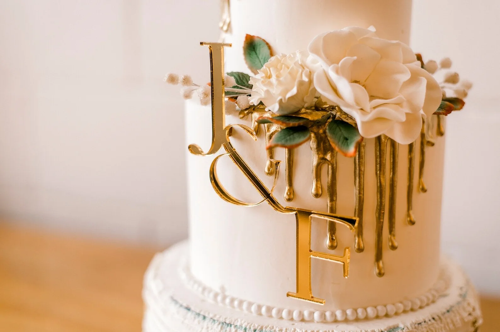 

Mirror Acrylic two initial Personalized Laser Cut charms - Custom Wedding Cake Topper ,Wedding initials , Acrylic Cake Charm