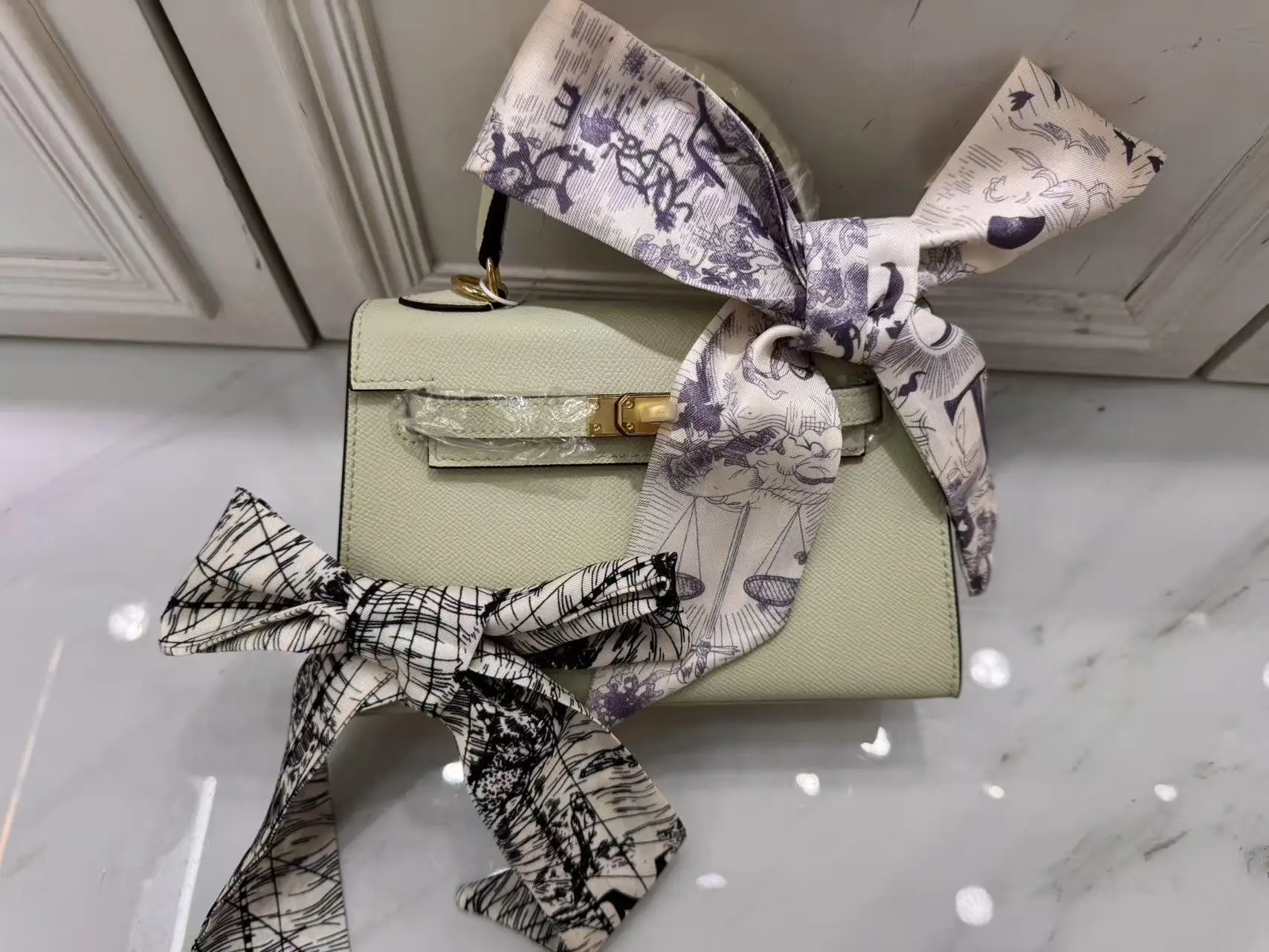 Bag in use