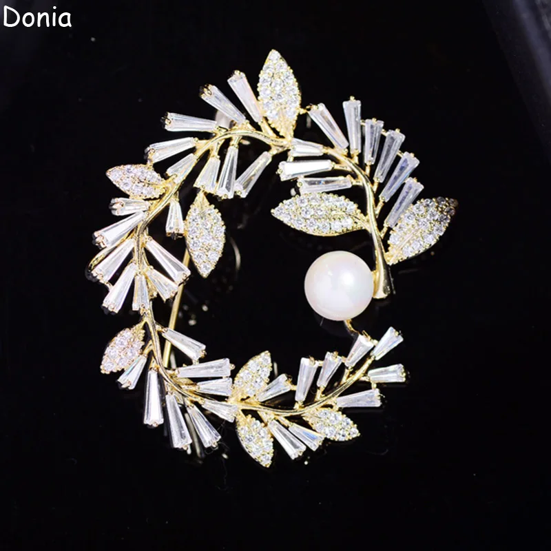 

Donia Jewelry European and American Fashion Titanium Steel Micro-Inlaid AAA Zircon Flower Brooch Luxury Retro Pearl Pin