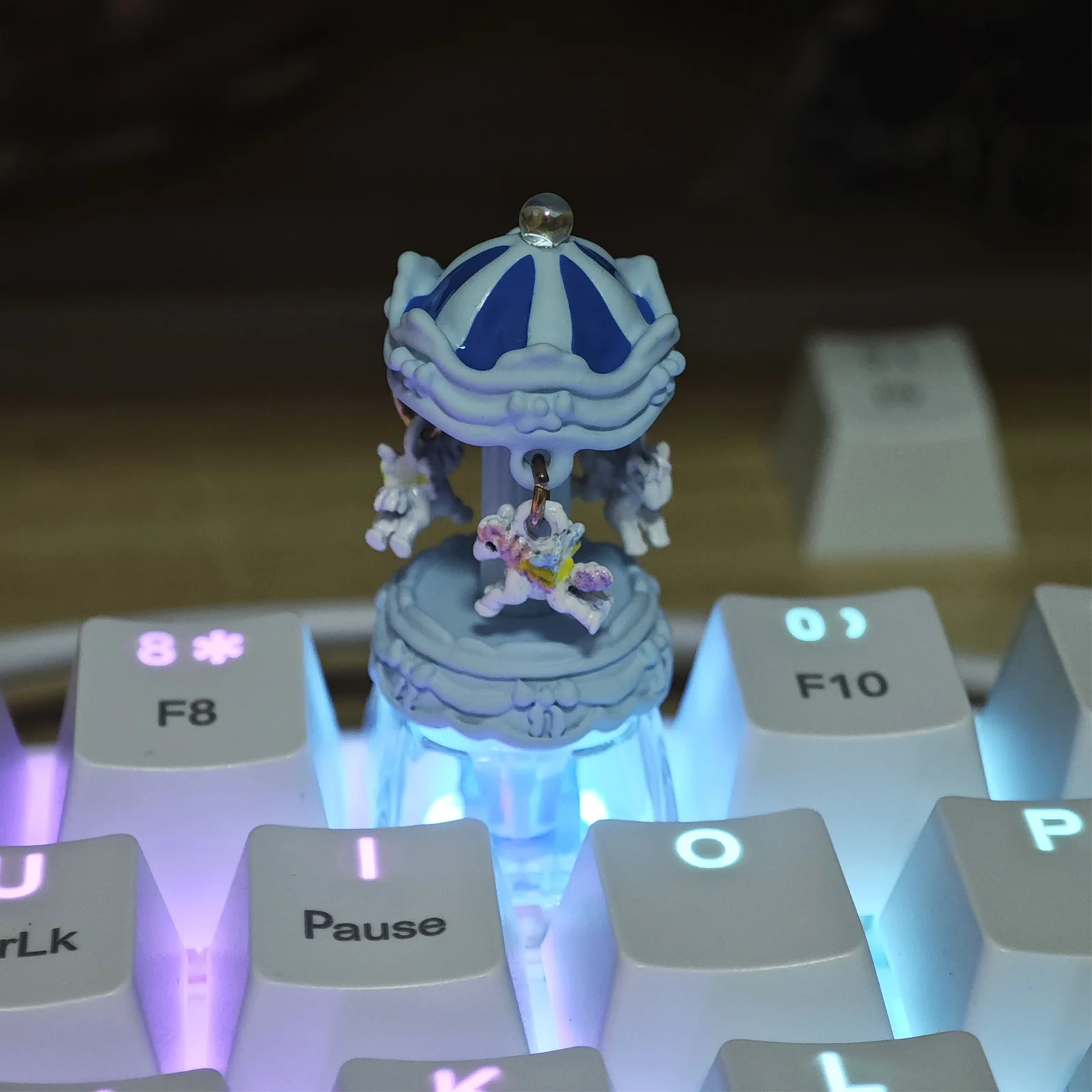 Creative Pink Carousel Custom Keycaps - Cute and Delicate Keyboard Decorations