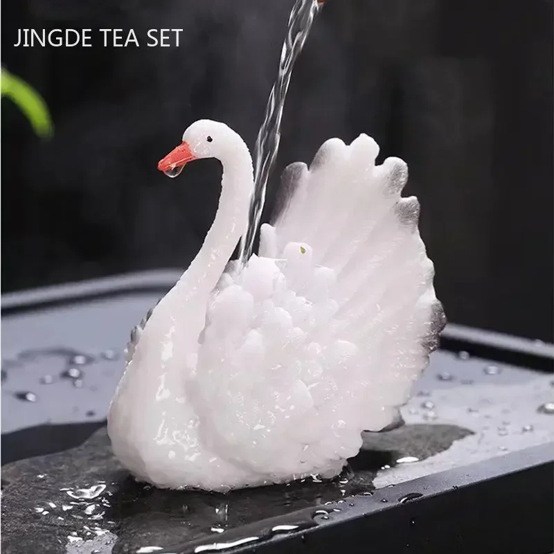 Color-changing Resin Tea Pet Ornaments Lovely Fox Swan Panda Statue Crafts Office Home Tea Table Decoration Tea Set Accessories