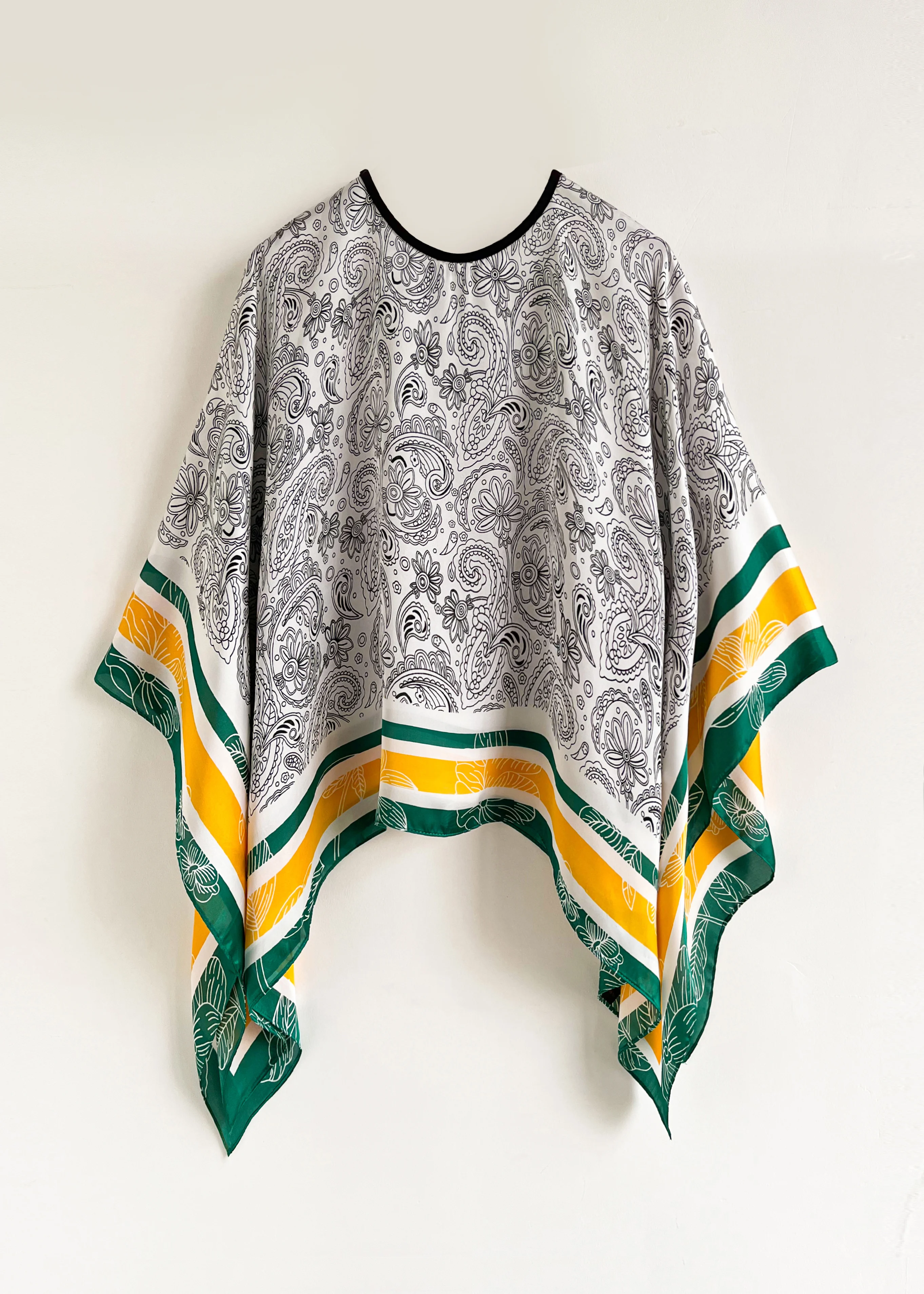 Poncho Pullover Shawl Sun Protection Scarf Paisley Versatile Scarf Paired With Women's Loose Summer Sunscreen Leisure Clothing