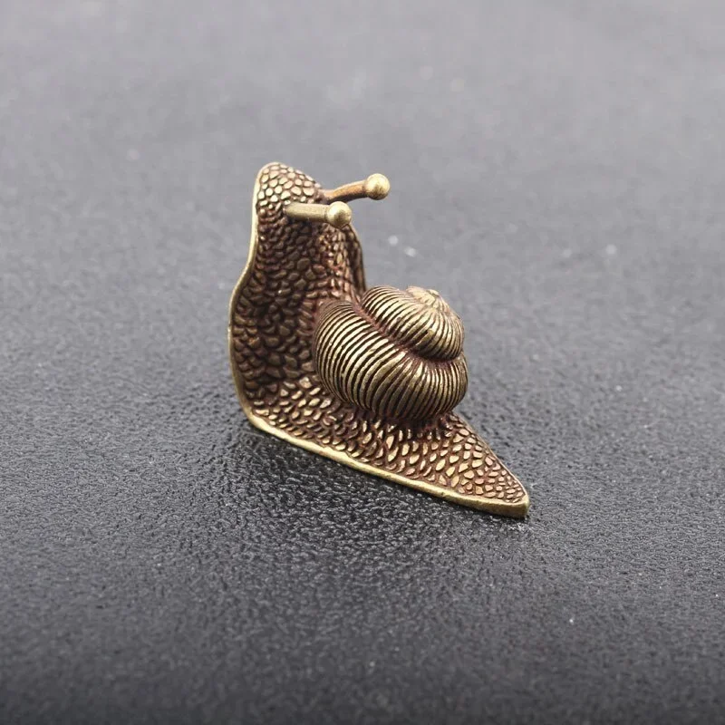 Retro Personality Pure Copper Mini Snail Decoration Desk Antique Brass Tea Pet Collection Home Decoration Tea Pet Fragrance Seat