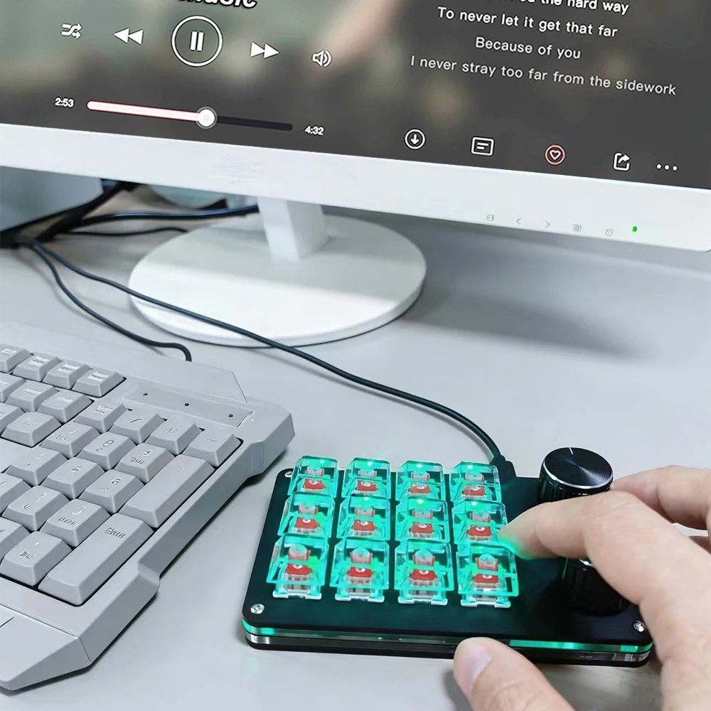 12-Keys Multi-Functional Editing Keyboard, 6-Layer Macro Recording, Full-Key Customization, One-Step Operation for Control - 3