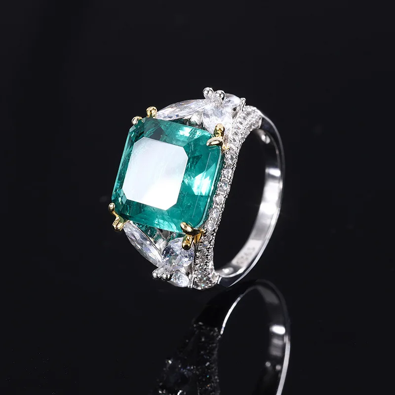 

New fashion trend S925 silver inlaid 5A zircon ladies classic emerald wood with green temperament ring