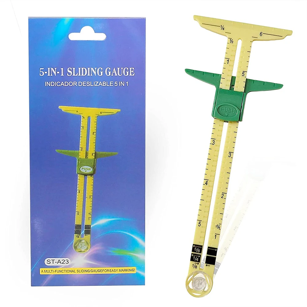 Strumenti Di Cucito E Nastro Di Misurazione Sulla Tavola Fotografia Stock - Immagine di tessuto