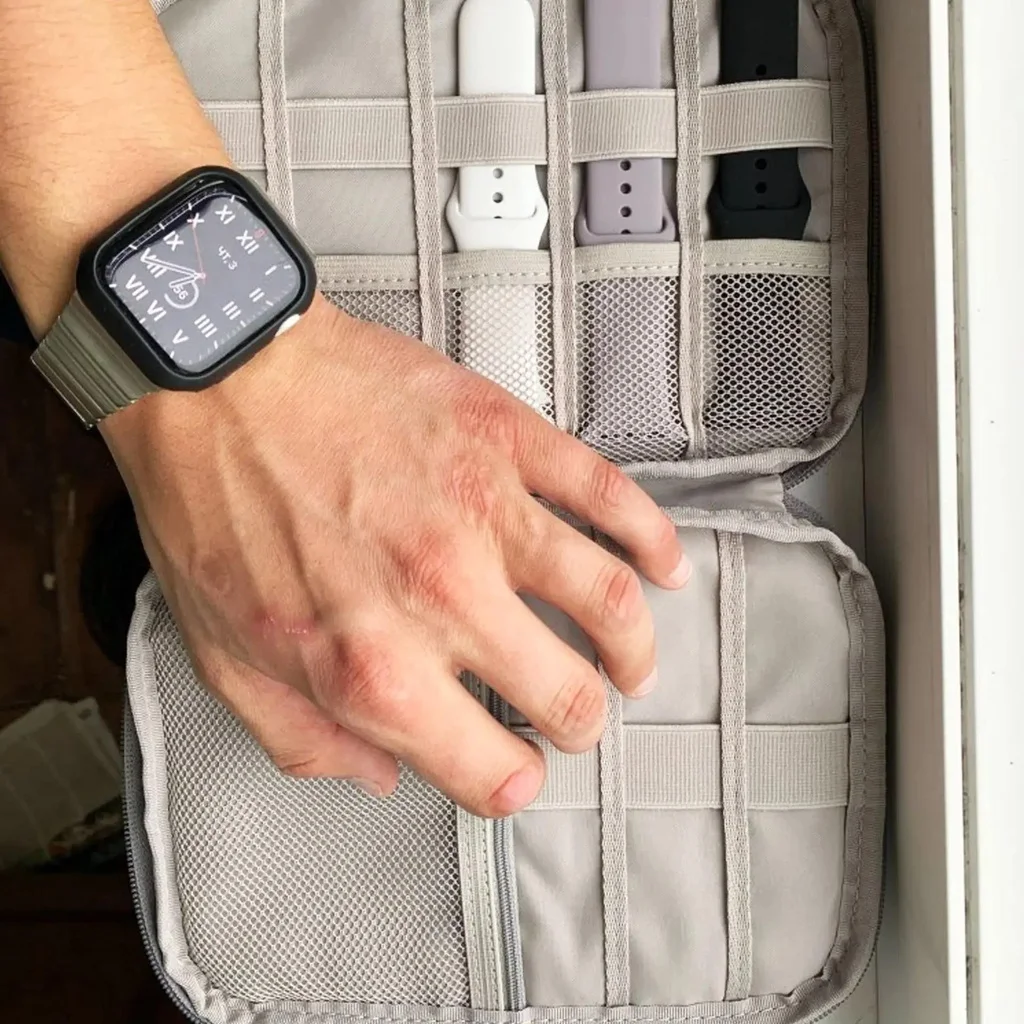 Deluxe Watch Band Display and Storage Box with Hand Strap