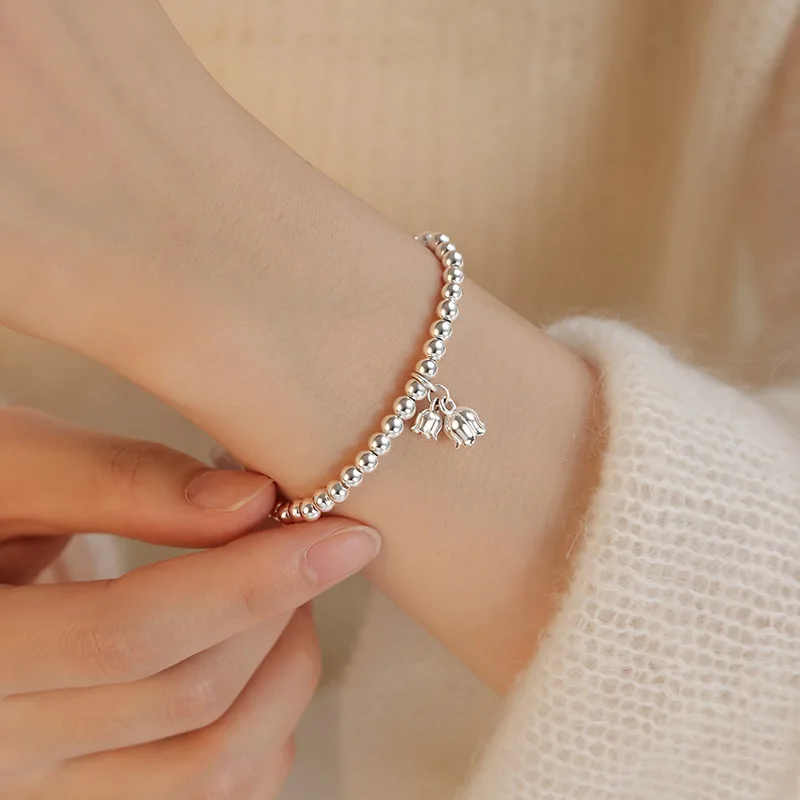 Flower bracelet 1