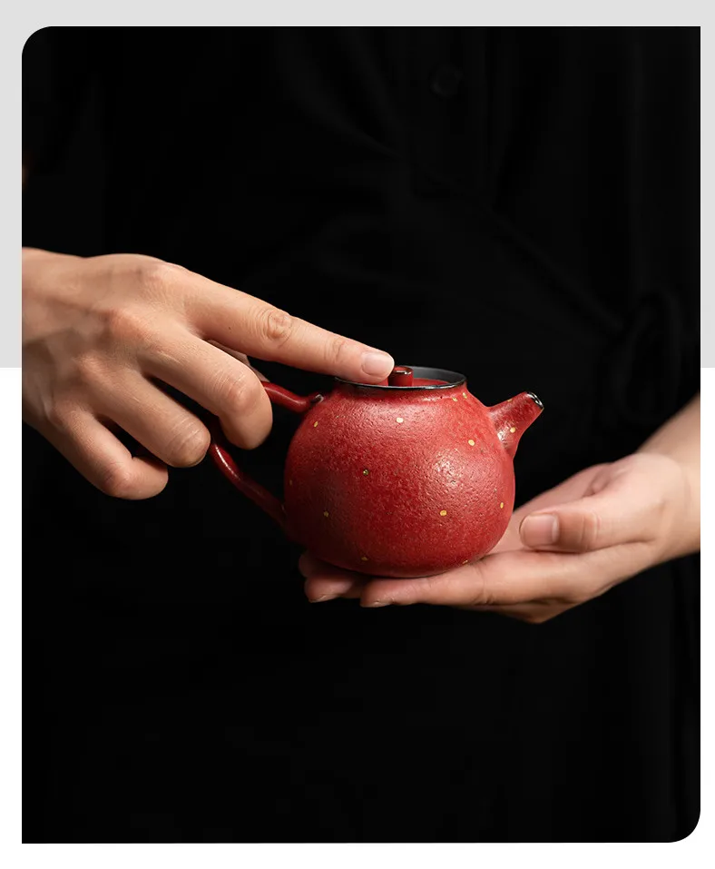 中国　紅釉金彩　粉彩湯呑み2点　茶器　送料込み0531 楽天市場】蓋碗（蓋付き湯のみ）金絲琺瑯彩蓮華 : 中国貿易CTC