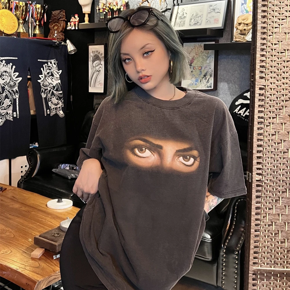 

Frog drift Streetwear Vintage Retro Michael Jackson eyes Graphics Oversized Loose T shirt Tee Tosp For Men Unisex Clothing